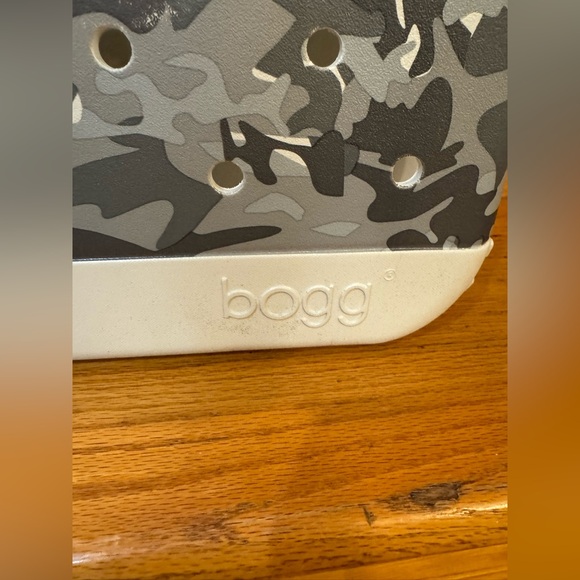 BABY BOGG BAG - SMALL TOTE, LIMITED EDITION SNOW WAY GRAY CAMO - Picture 5 of 9